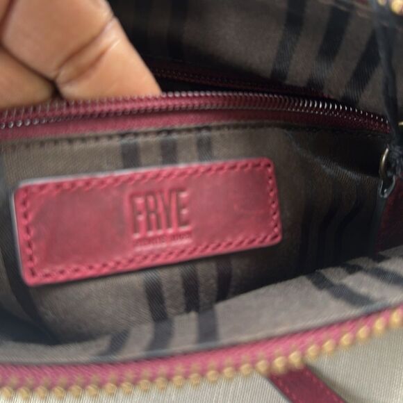 Frye Melissa Wine Zip Leather Crossbody Bag - Picture 7 of 9